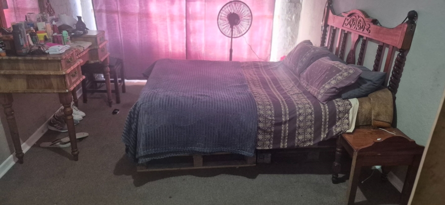 8 Bedroom Property for Sale in Bayswater Free State